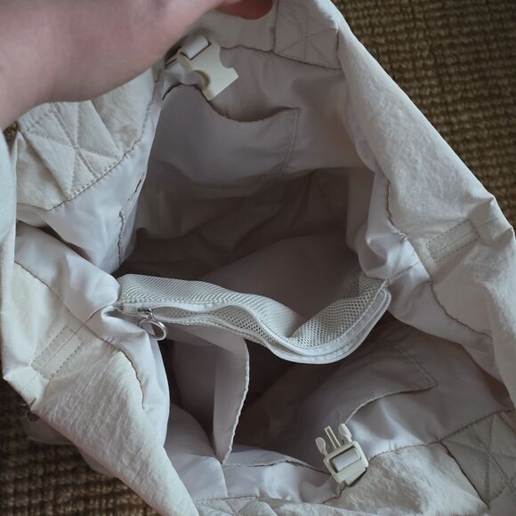 Lululemon On My Level Tote Bag Detachable Strap Logo Accent